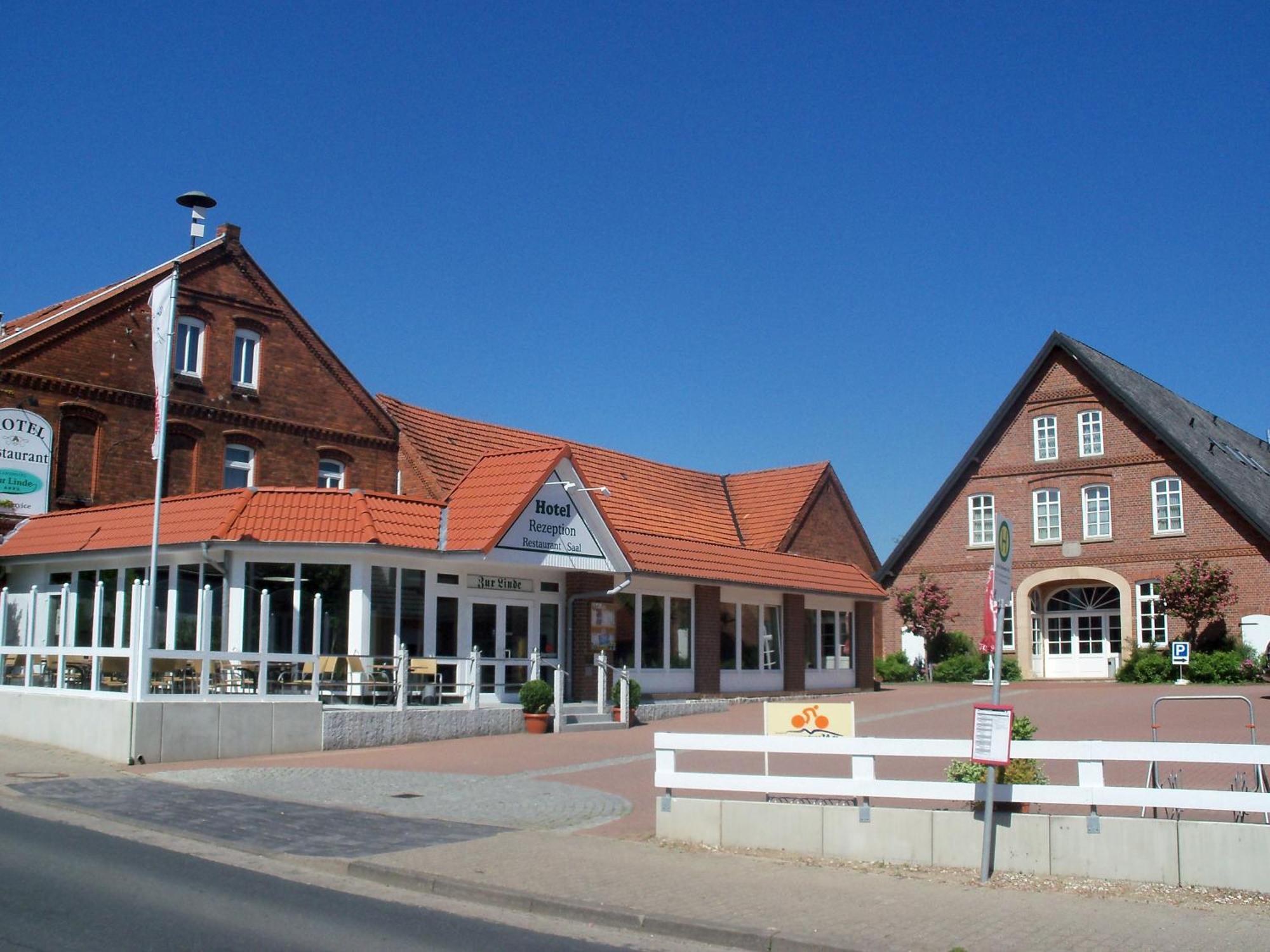 Landhotel Zur Linde Verden an der Aller Exterior photo